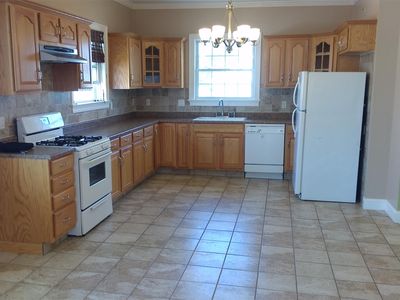 54 Arizona St, Fall River, MA, 02723