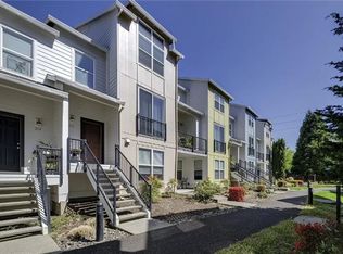 2004 NW Cadbury Ave APT 213, Hillsboro, OR 97006