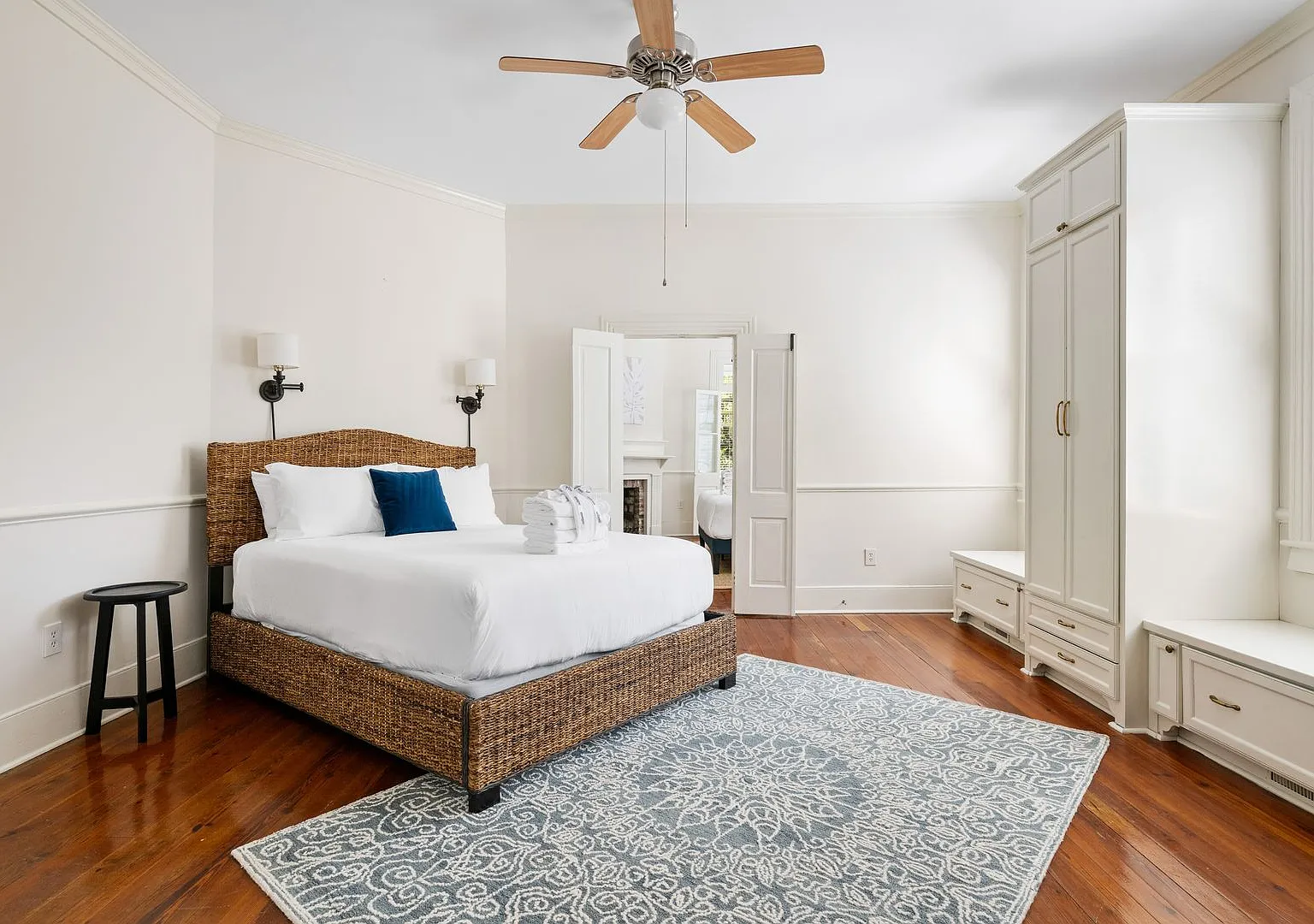 Society Suite- 33 Society Street, Unit A — Photo 2