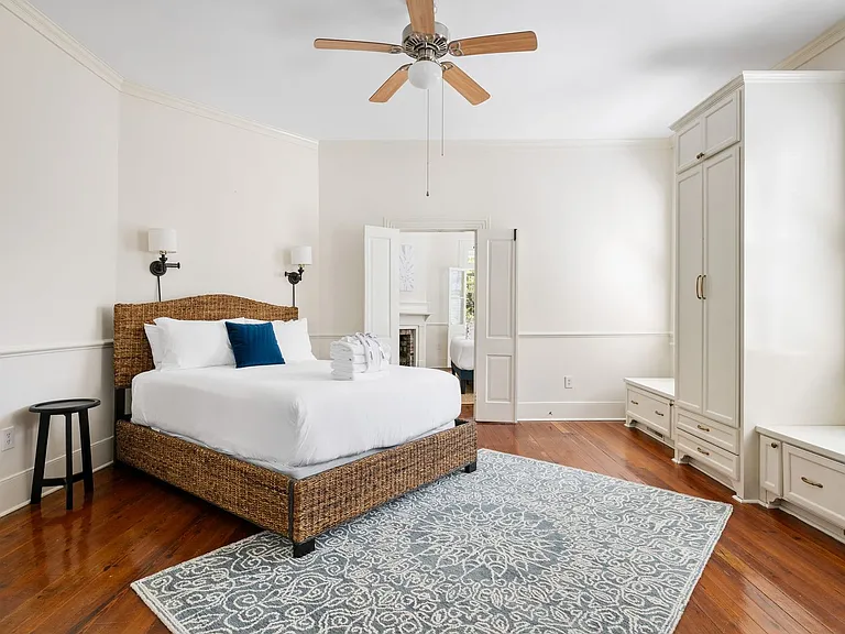 33 Society St #A — Photo 2