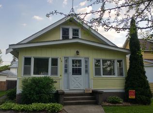319 4th Ave SE, Dyersville, IA 52040