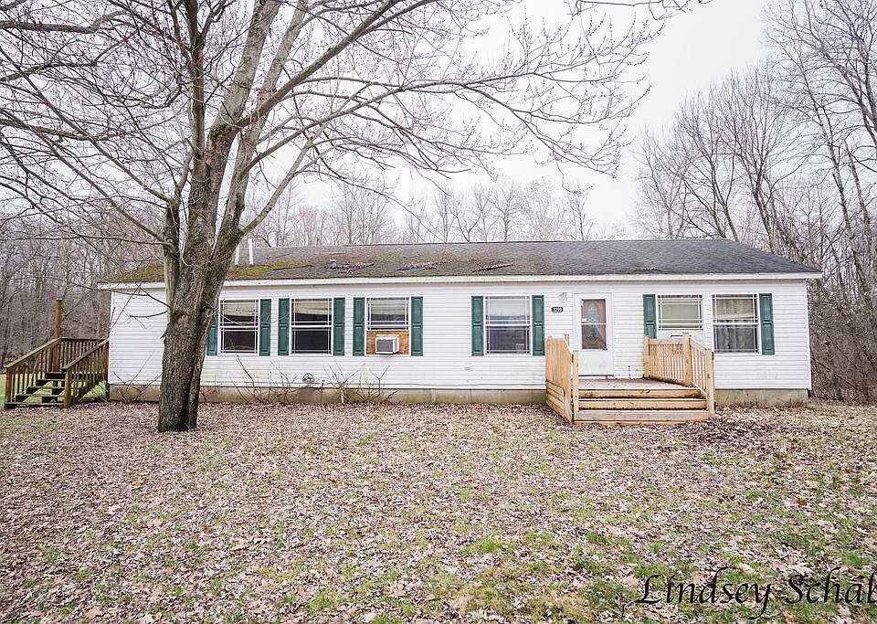1st image of 2299 Lyle Rd