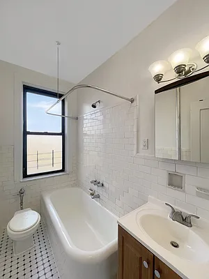 Rented by Spire Group | media 12