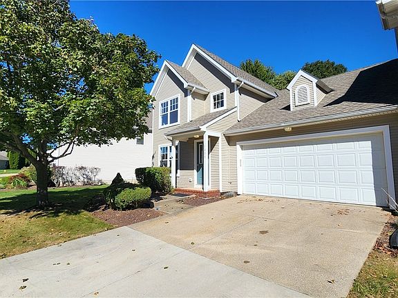 3rd image of 1033 Saint Michaels Way