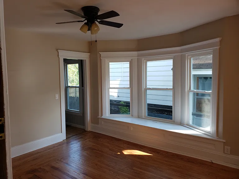 403 S Lowell Ave #1 — Photo 5