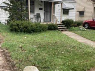 20229 Kingsville St, Harper Woods, MI 48225