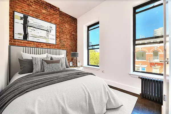 Rented by REAL New York | media 17