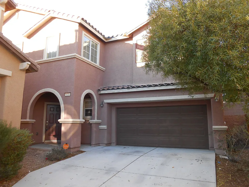 8339 Waylon Ave