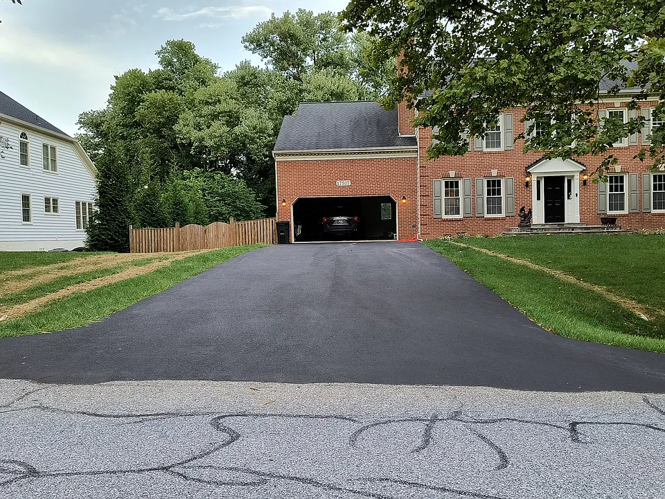 17507 Applewood Ln