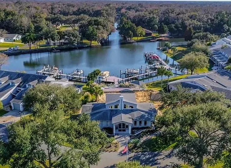 11154 W Cove Harbor Dr — Photo 1