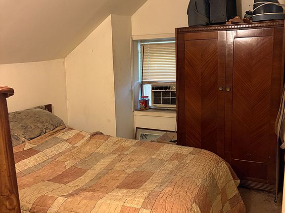 5th image of 226 Danis Ave
