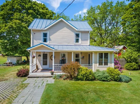 53 Cayuga St, Trumansburg, NY 14886