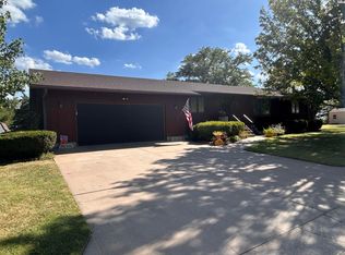 510 W Jay St, Lyons, KS 67554