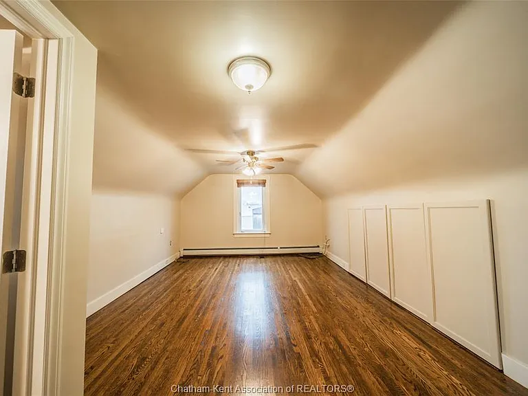 26 Kendall St — Photo 32