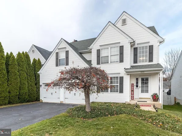 4221 Sir Andrew Cir, Doylestown, PA 18902