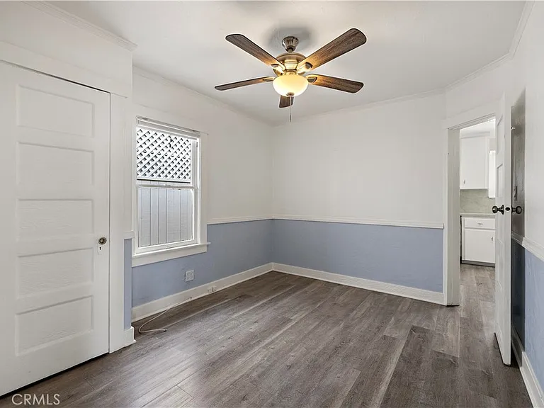 541 Oak St — Photo 22