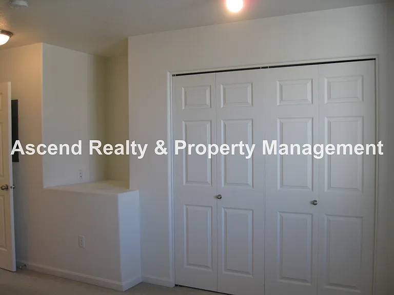 15330 SW Mallard Dr #103 — Photo 9