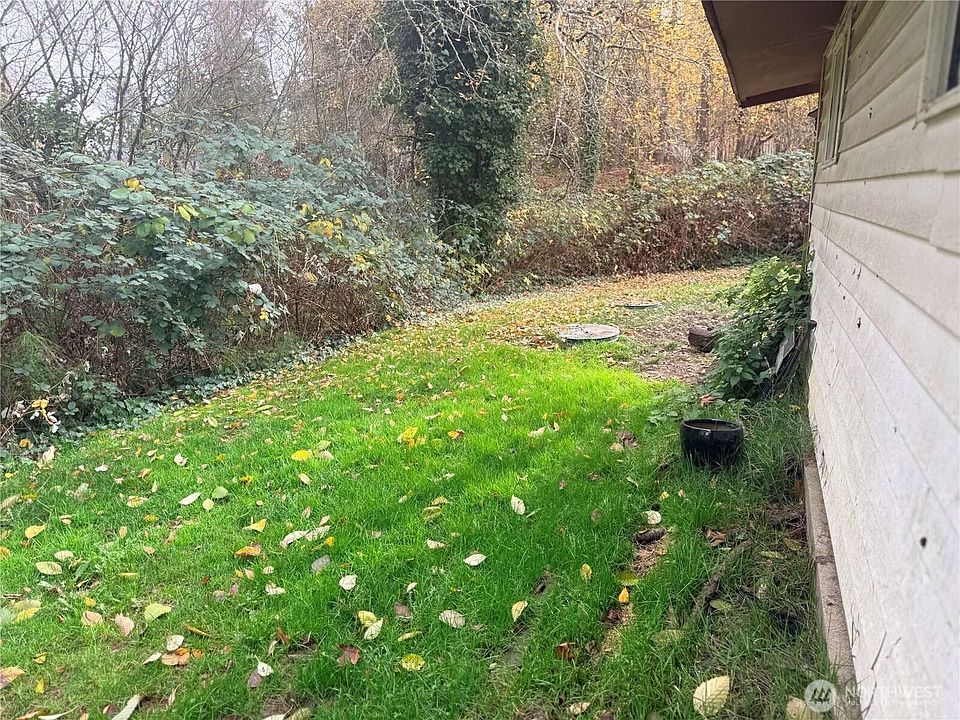 1st image of 4921 D Milluhr Dr NE