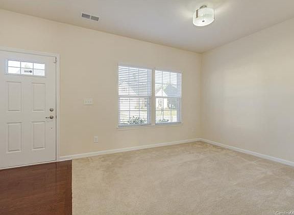 3rd image of 1371 Yellow Springs Dr