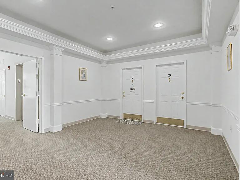 407 Aggies Cir #4-D — Photo 4