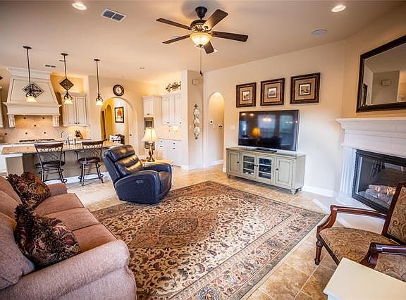 5th image of 4031 Jasmine Fox Ln