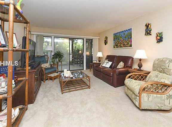 4th image of 42 Three Mast Ln #42