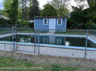 170 Monmouth Rd, Oakhurst, NJ 07755