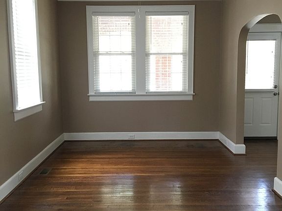 2nd image of 518-520 S Harden St