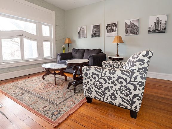 3rd image of 1459 Saint James Ct APT 7