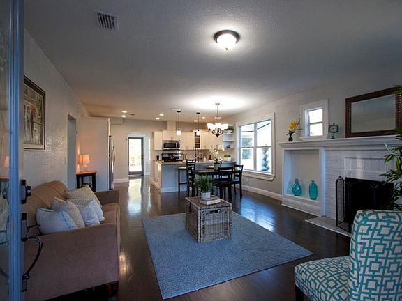 5th image of 905 W Peninsular St