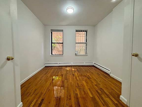 4th image of 950 Columbus Ave APT 1A