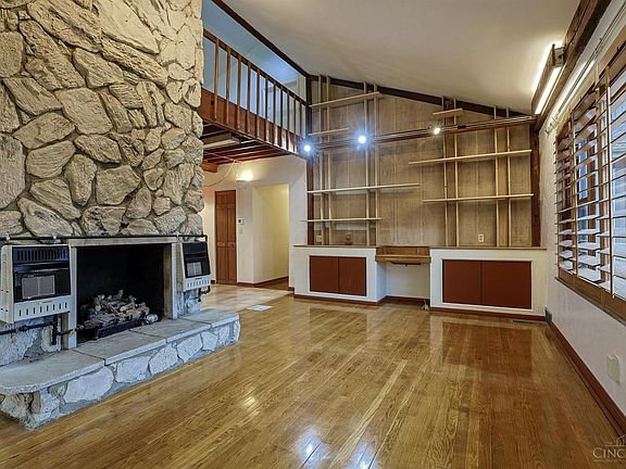 5th image of 8877 Wuest Rd