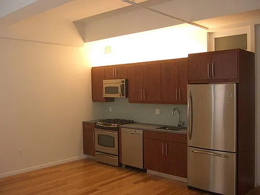 Rented by Luxury Realty & Holdings | media 17