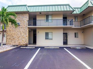 6725 Winkler Rd #203C, Fort Myers, FL 33919