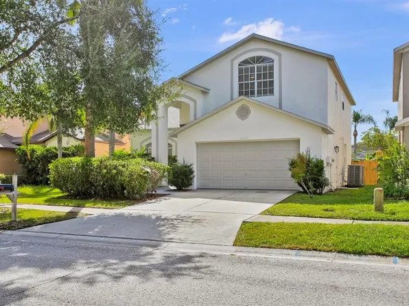 27330 Coral Springs Dr, Zephyrhills, FL 33544