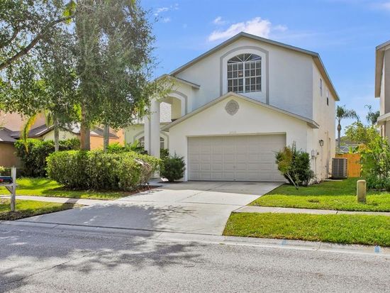 27330 Coral Springs Dr, Zephyrhills, FL 33544