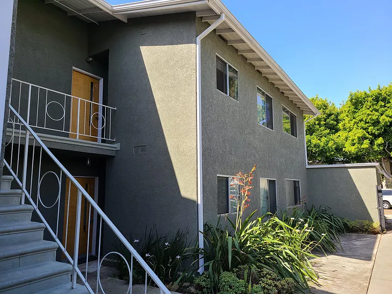 3412 Helms Ave #B — Photo 2