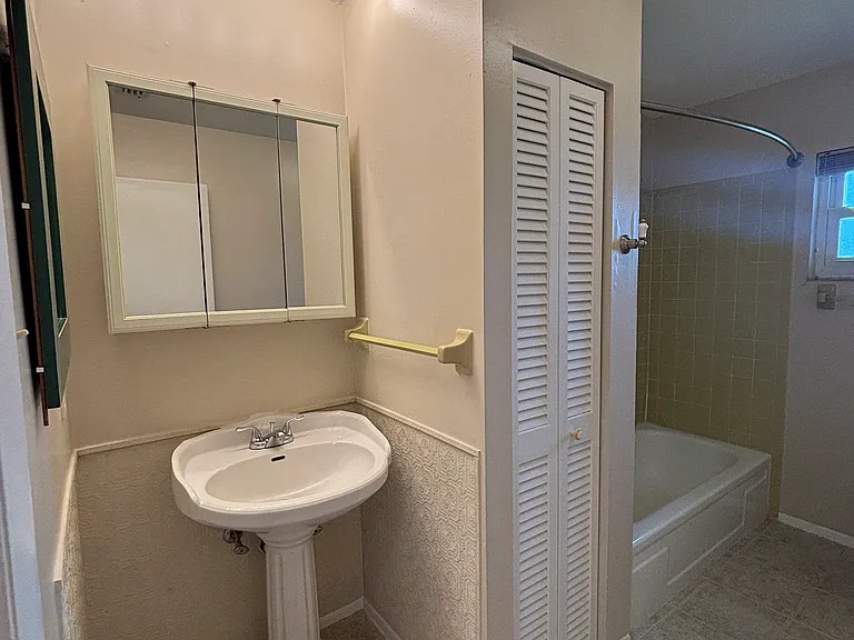 814 Spring Lake Blvd NW — Photo 12
