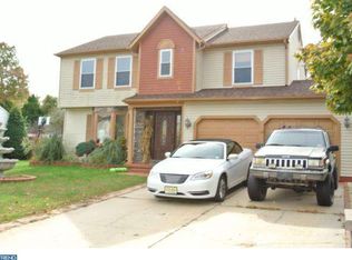 54 Randolph Ln, Sicklerville, NJ 08081