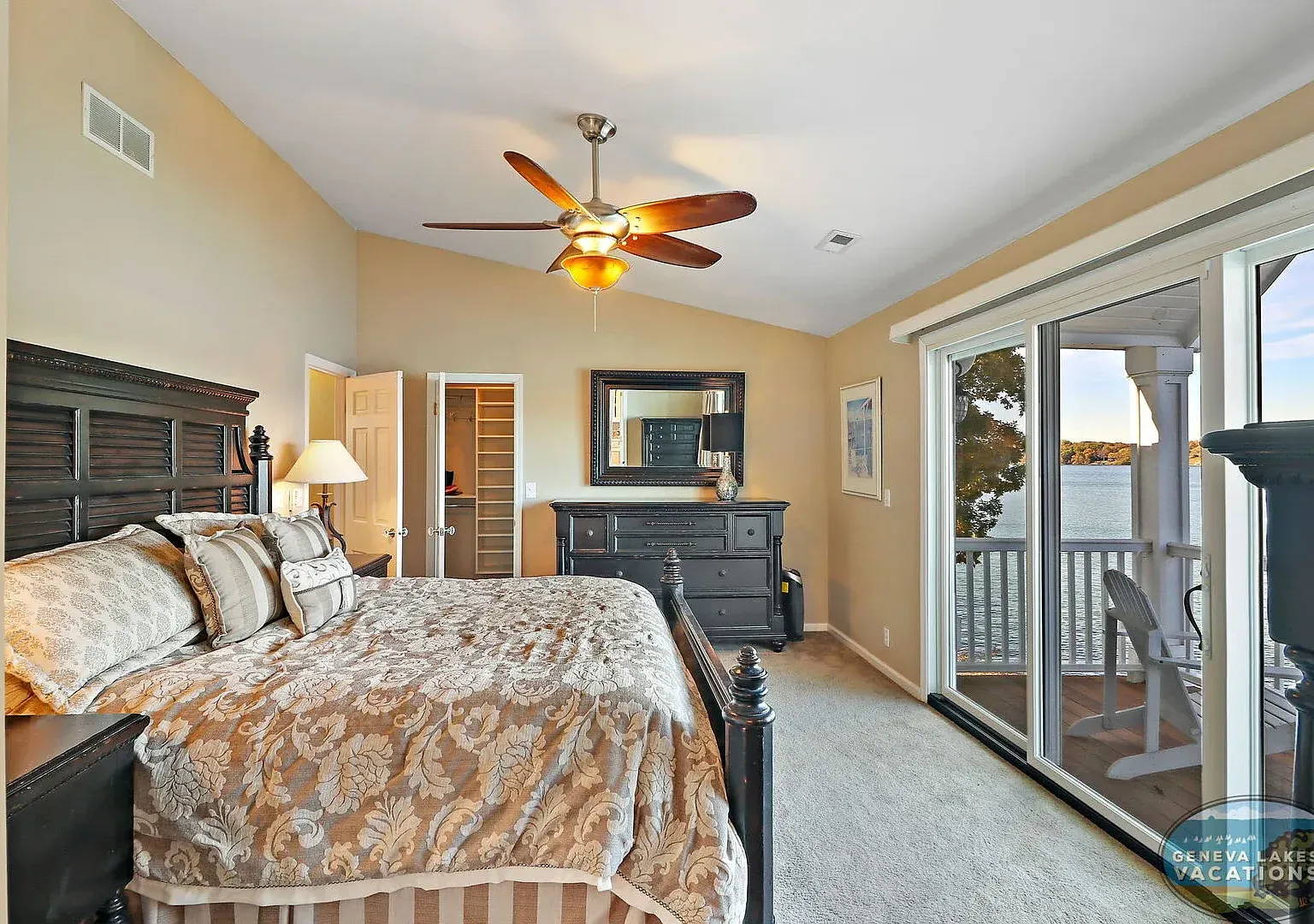 Lauderdale Luxury Lakefront Retreat Available for Monthly & Mid-Term Rentals — Photo 3