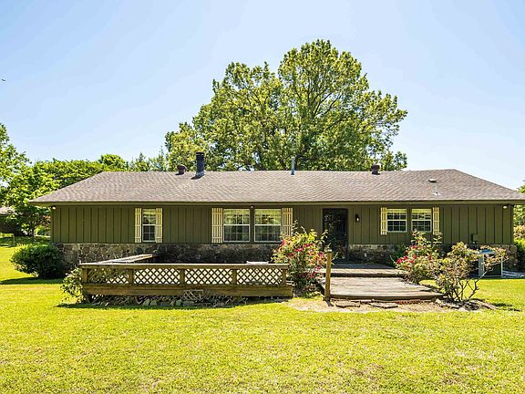 35th image of 115 Edenberg Dr