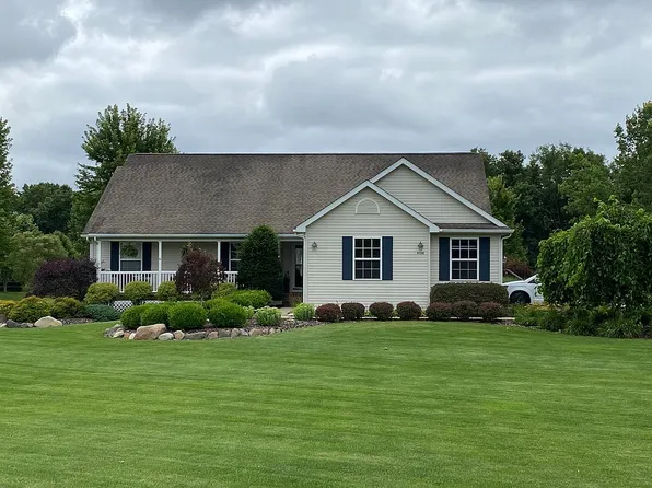 4920 Hidden Hills Cir, Howell, MI 48855