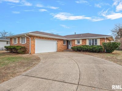 2540 Delaware Dr, Springfield, IL, 62702