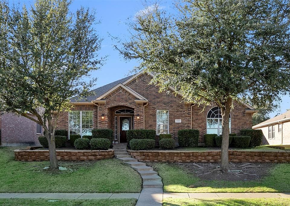 1st image of 1263 Stanford Dr