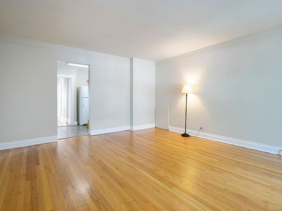 4th image of 1179 S Humphrey Ave APT 2
