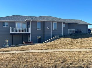 3401 Fox Ridge Ave, Norfolk, NE 68701