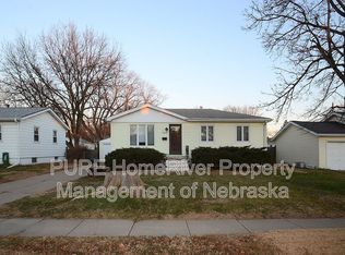 8608 B St, Omaha, NE 68124