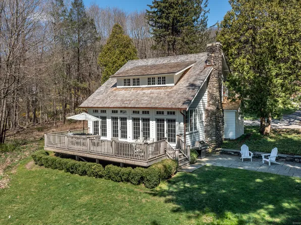 34 Curtiss Road, Warren, CT 06777