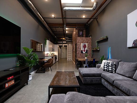 2nd image of 401 N Bush St #207
