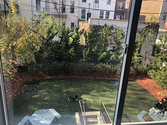 Rented by Carnegie Management Inc | media 39